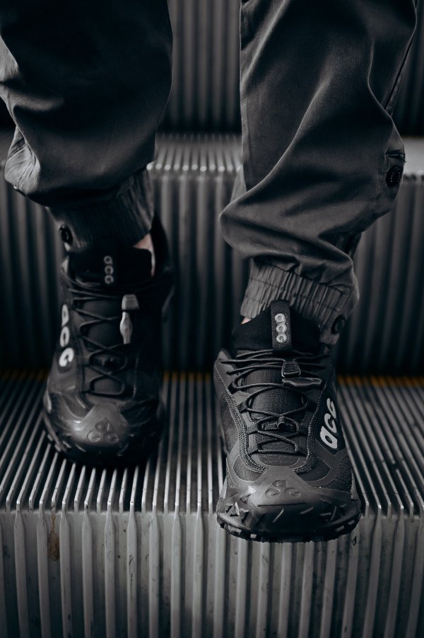 Термо кросівки NKE black 4 ПП7893 - 7
