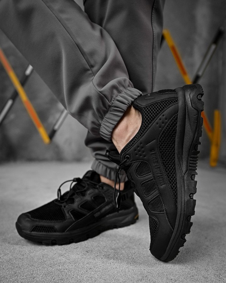 Чоловічі кросівки TRAXION   кросівки black  ДЛ6257 - фото 4
