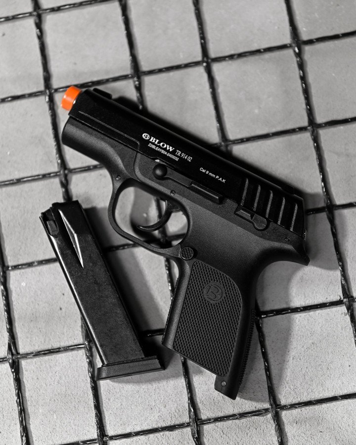 Пістолет стартовий blow TR91402 black 4 ДЛ7109