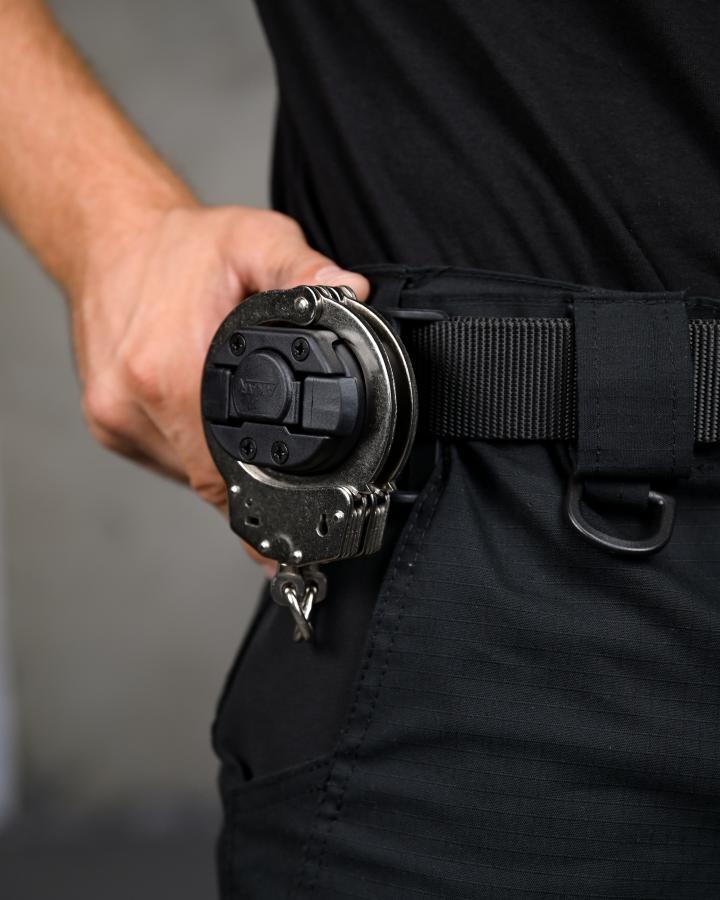 Чехол для наручников Чехол для наручников ASP EXO Handcuff Case подсумок для наручников футляр для наручников