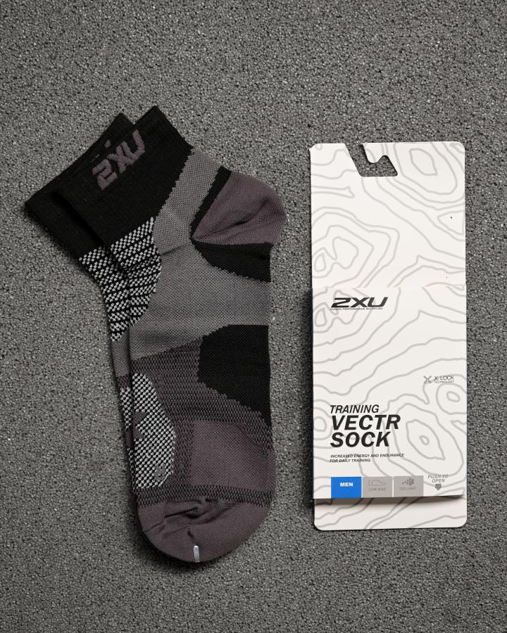 Компрессионные 2xu Vectr sock серый носки для походов с сеткой с вентиляцией мужские носки мужской тактический