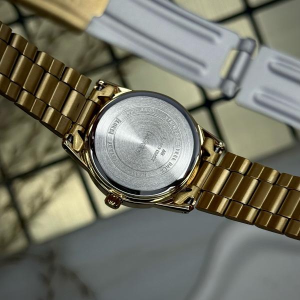 Casio LTP-V001G-9B - 5